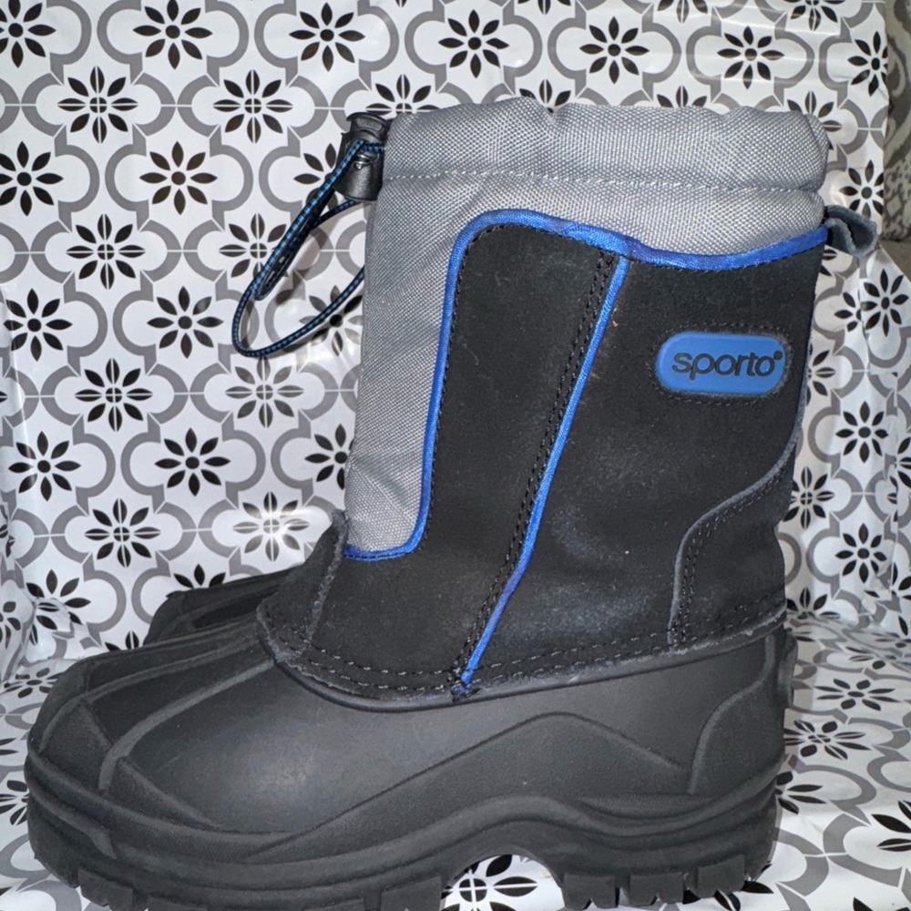 Sporto Kids Black suede top and Blue Winter waterproof Boots sz 1M